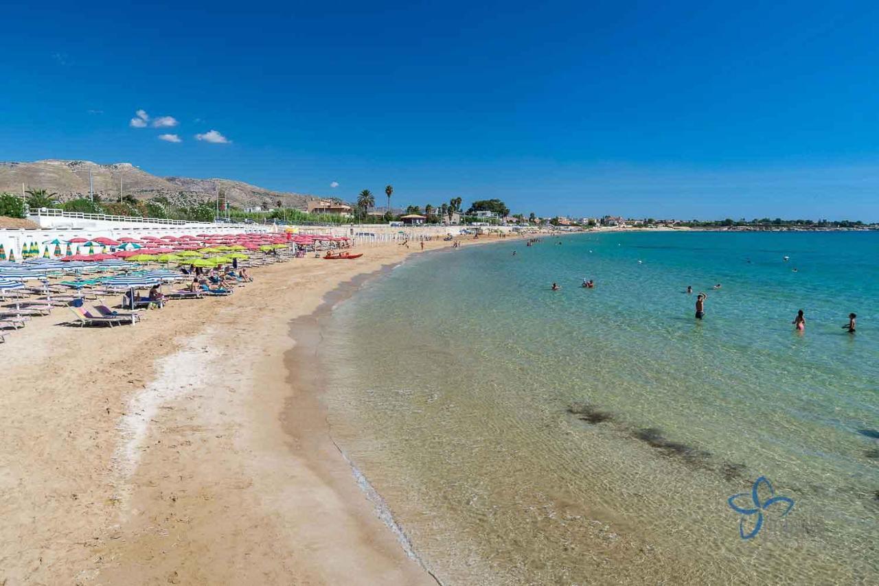 Tonnara House And Holiday Avola Buitenkant foto